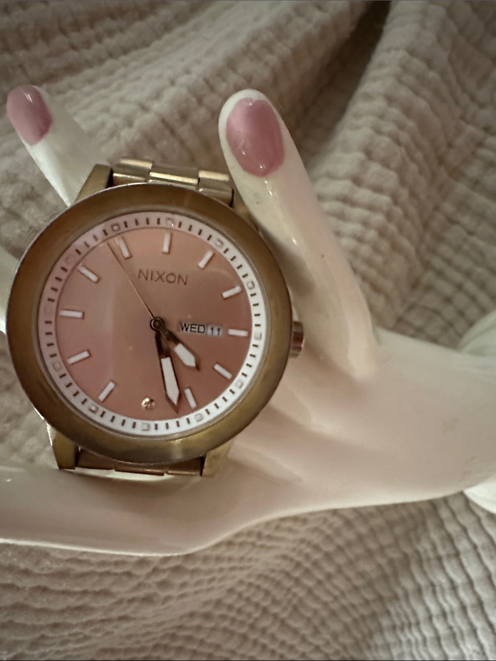 Nixon Rose “the Spur” Gold tone Bracelet Watch with Pink Dial